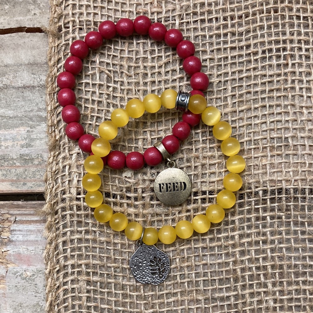 🌿 FEED bracelet set - show your support in the fight against hunger!